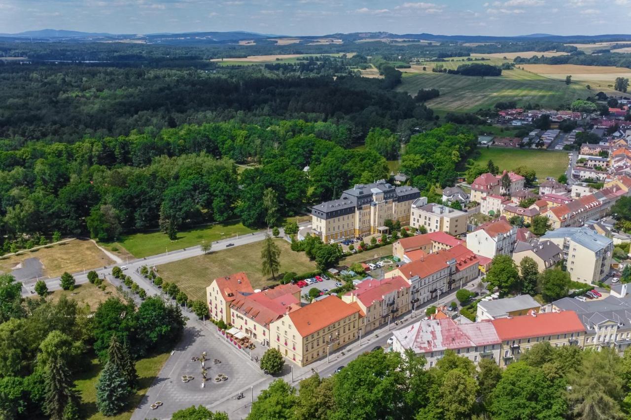 Spa Hotel Centrum Františkovy Lázně Eksteriør billede